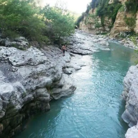 Live&work Commercial Bukra 2 * Tirana